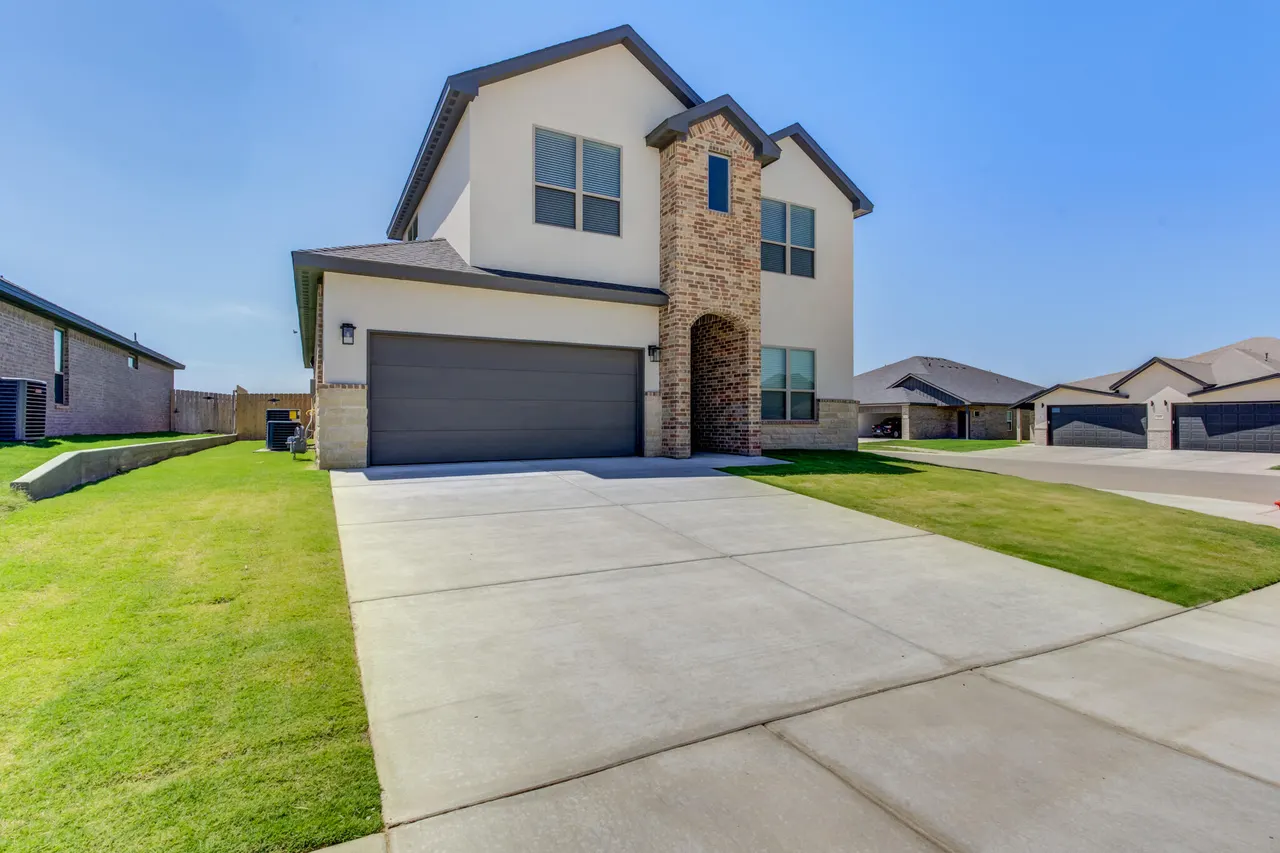 Front exterior — 601 E 13th Street, Wolfforth, TX 79382