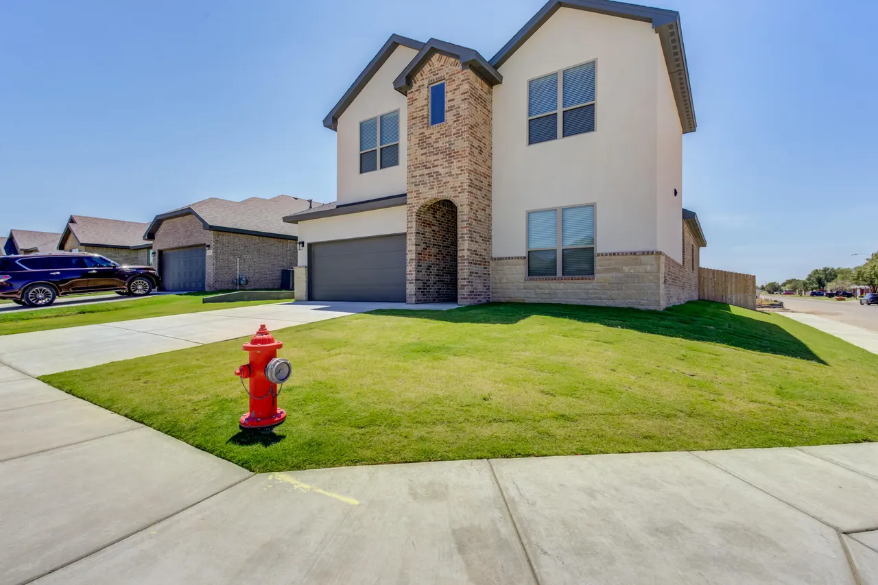 Photo 3 — 601 E 13th Street, Wolfforth, TX 79382
