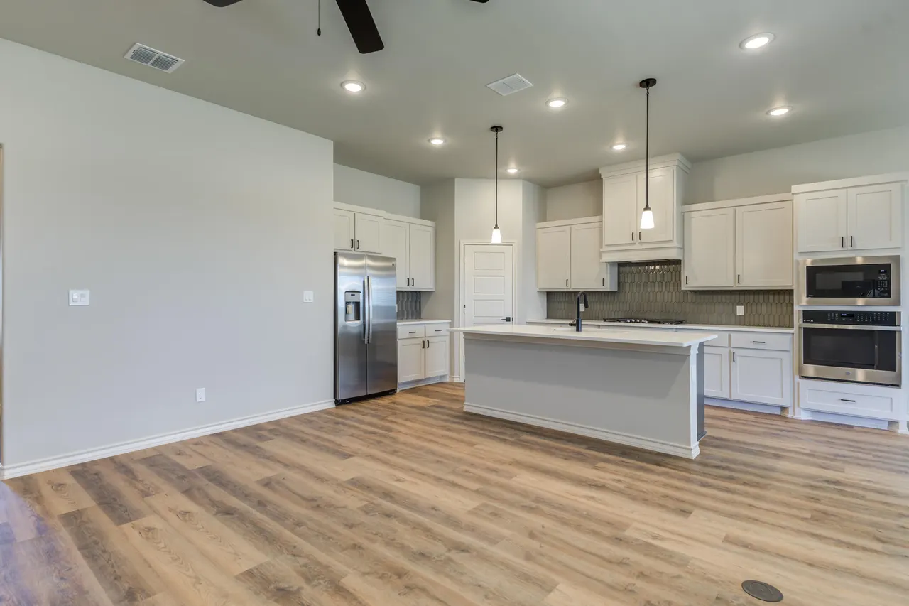 Photo 21 — 601 E 13th Street, Wolfforth, TX 79382