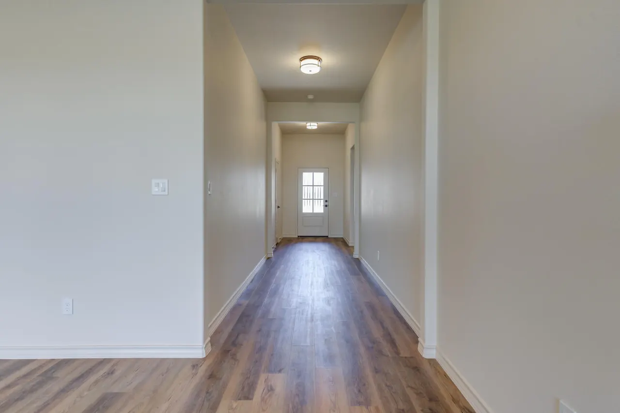 Photo 6 — 612 E 13th Street, Wolfforth, TX 79382