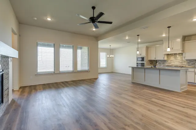 Photo 7 — 612 E 13th Street, Wolfforth, TX 79382