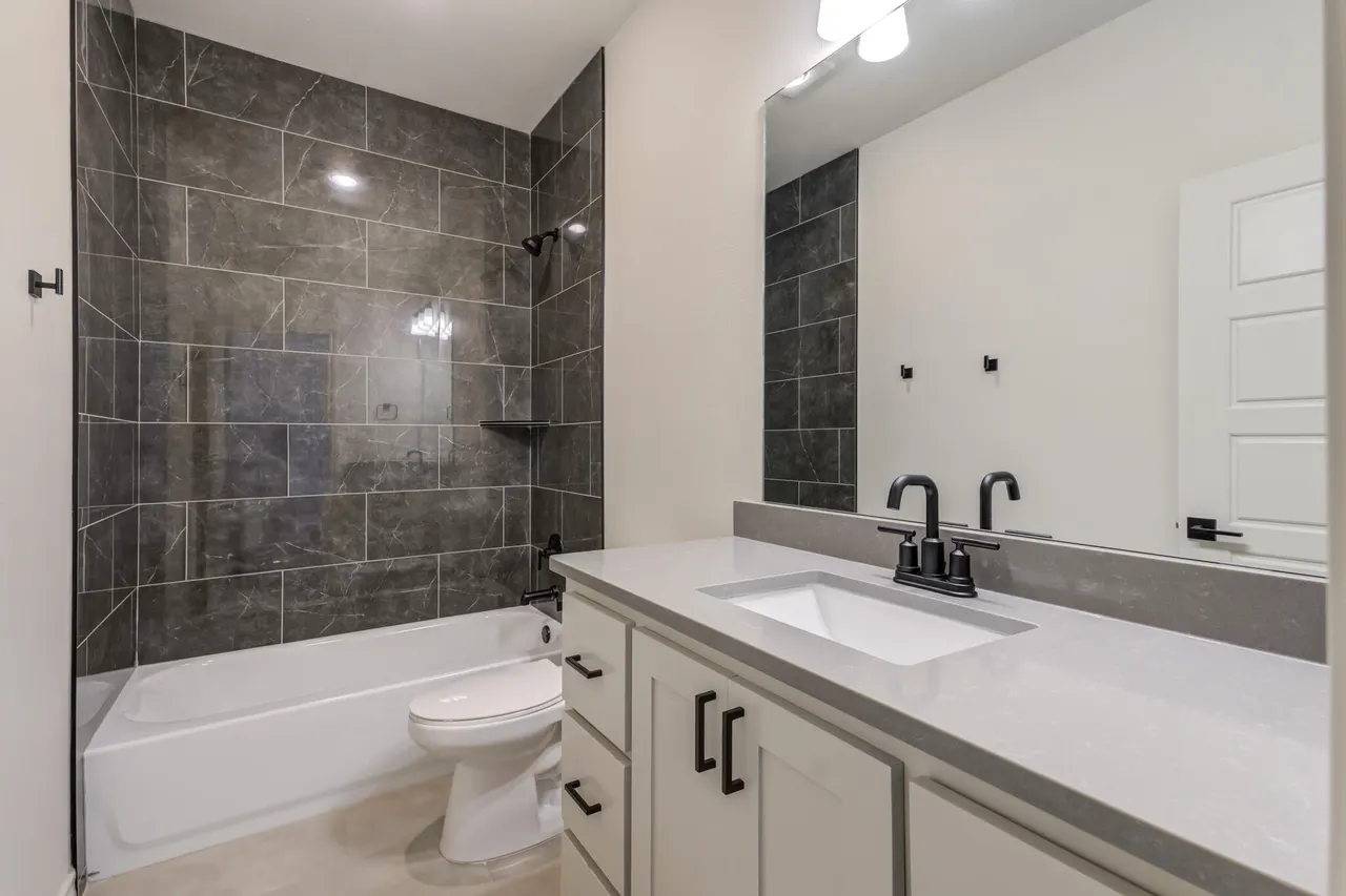 Photo 48 — 612 E 13th Street, Wolfforth, TX 79382