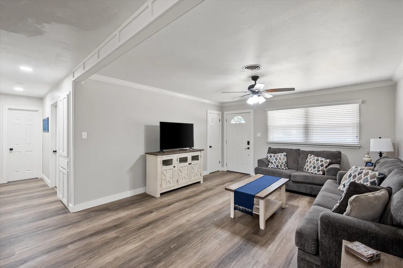 Photo 6 — 3816 49th Street, Lubbock, TX 79413