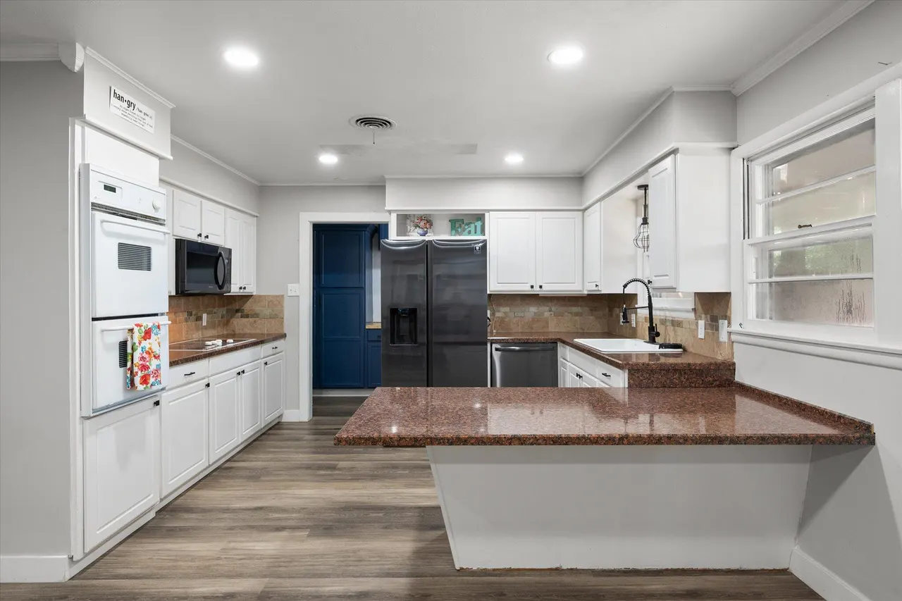 Photo 10 — 3816 49th Street, Lubbock, TX 79413