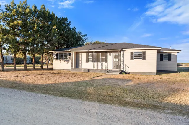 Photo 4 — 1312 Culpepper Avenue, Wilson, TX 79381