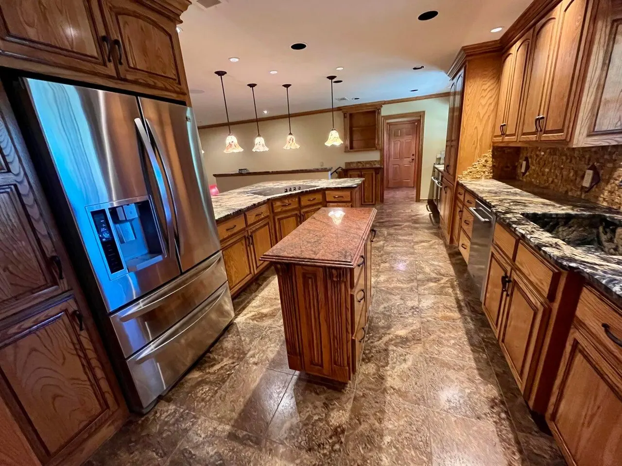 Photo 9 — 1407 Amarillo Street, Plainview, TX 79072