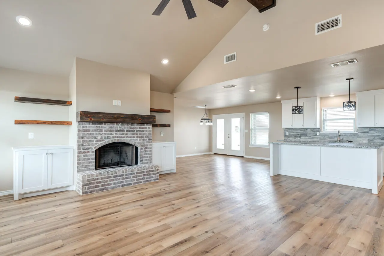 Photo 4 — 16812 N County Road 1200, Shallowater, TX 79363