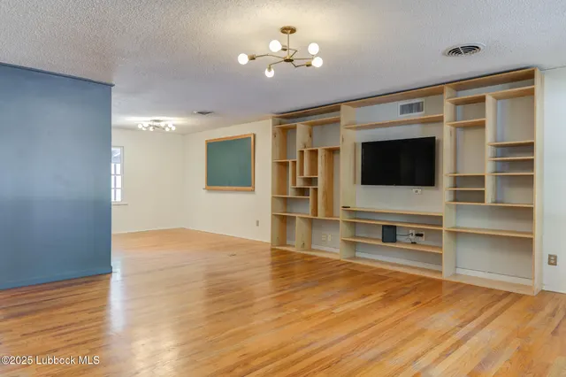 Photo 3 — 3309 22nd Street, Lubbock, TX 79410