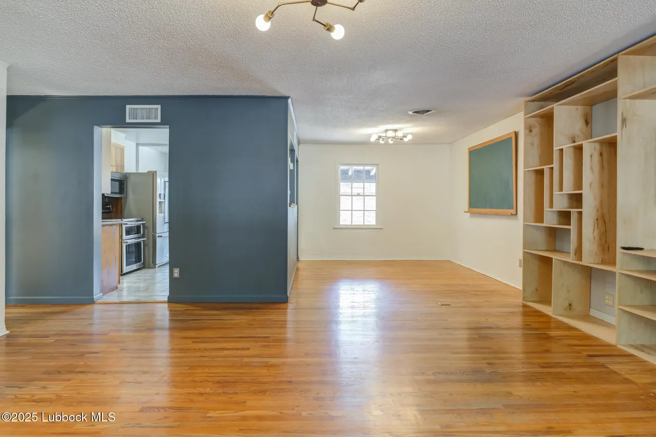 Photo 4 — 3309 22nd Street, Lubbock, TX 79410