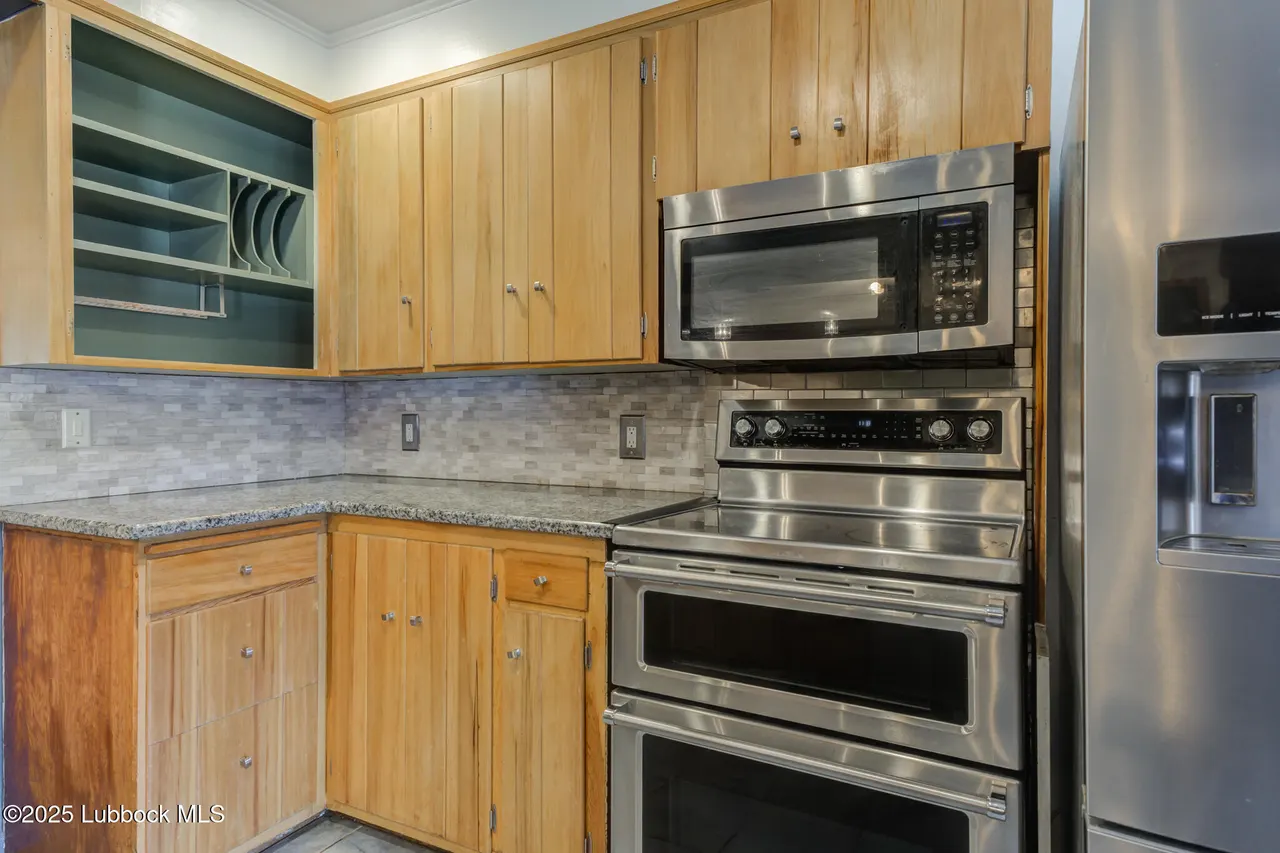 Photo 11 — 3309 22nd Street, Lubbock, TX 79410