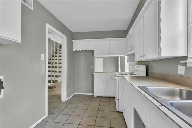 Photo 2 — 1341 65th Drive, Lubbock, TX 79412