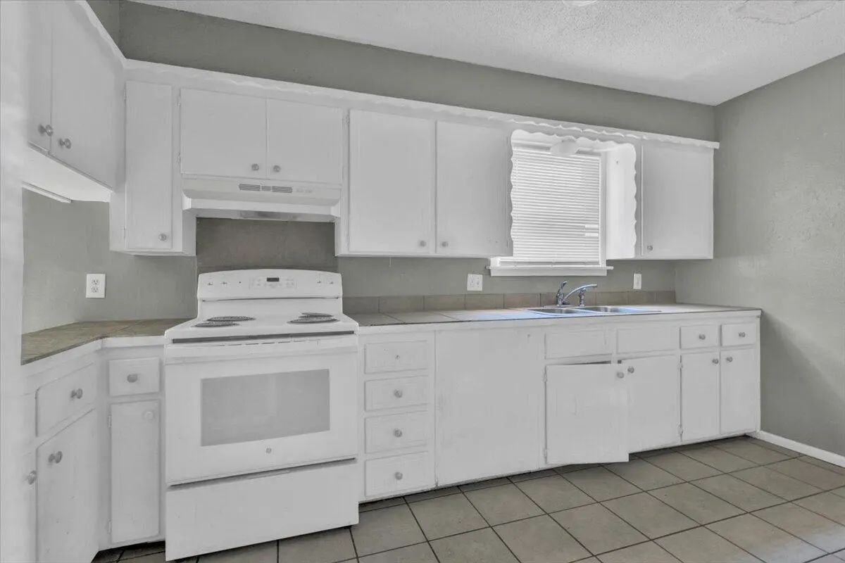 Photo 3 — 1341 65th Drive, Lubbock, TX 79412