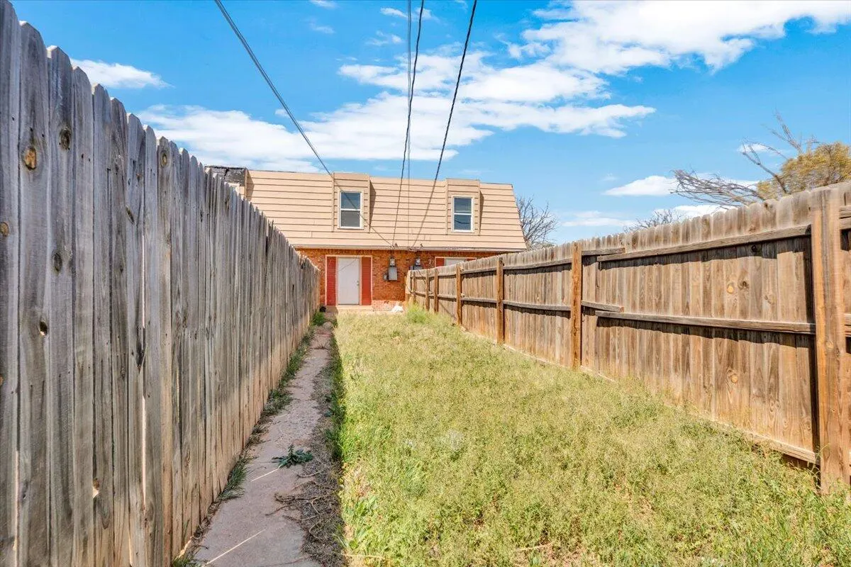 Photo 10 — 1341 65th Drive, Lubbock, TX 79412