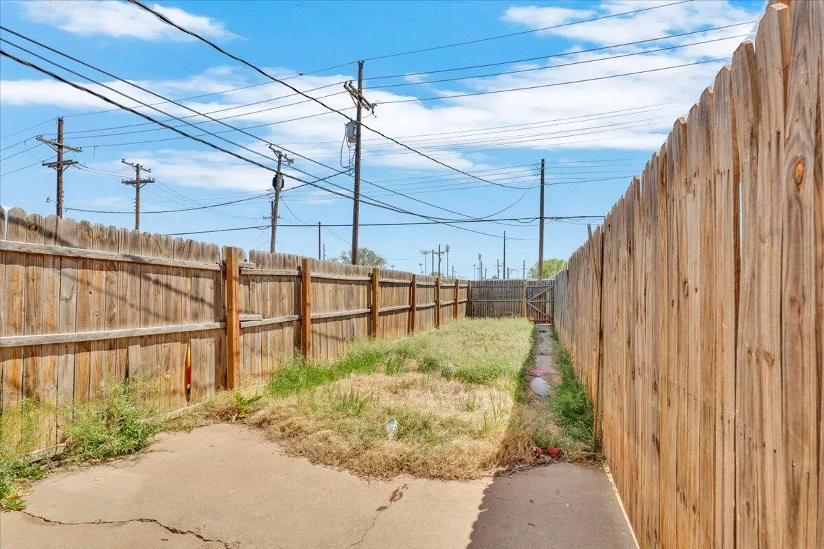 Photo 24 — 1341 65th Drive, Lubbock, TX 79412