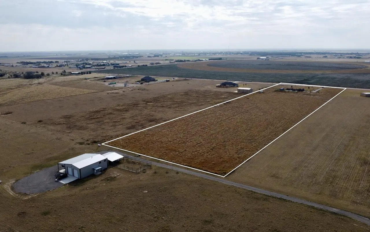 Photo 2 — 8121 E C R 5970, Idalou, TX 79329