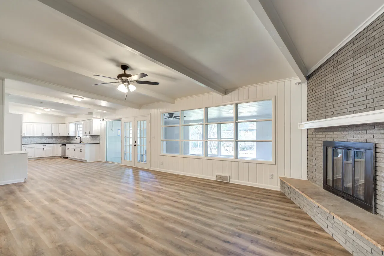 Photo 3 — 2722 55th Street, Lubbock, TX 79413