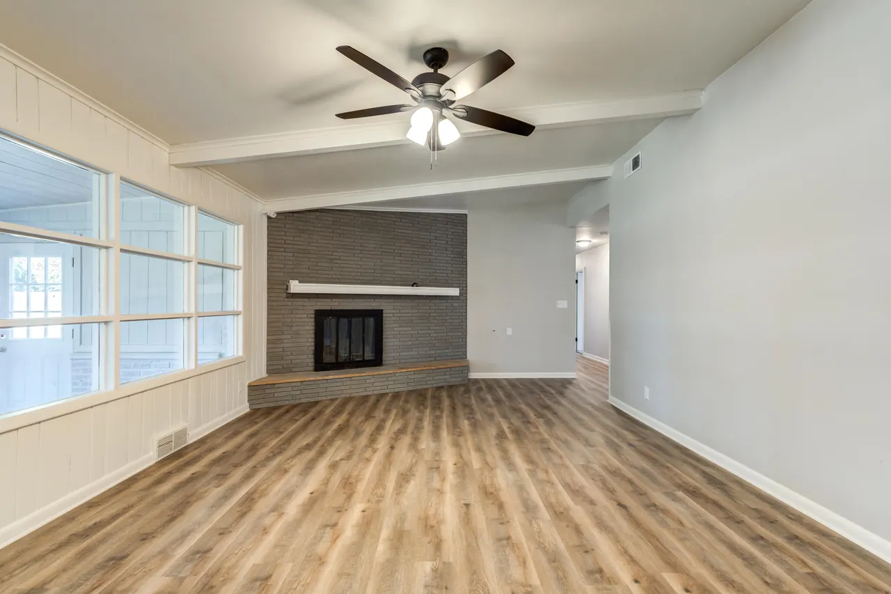 Photo 4 — 2722 55th Street, Lubbock, TX 79413