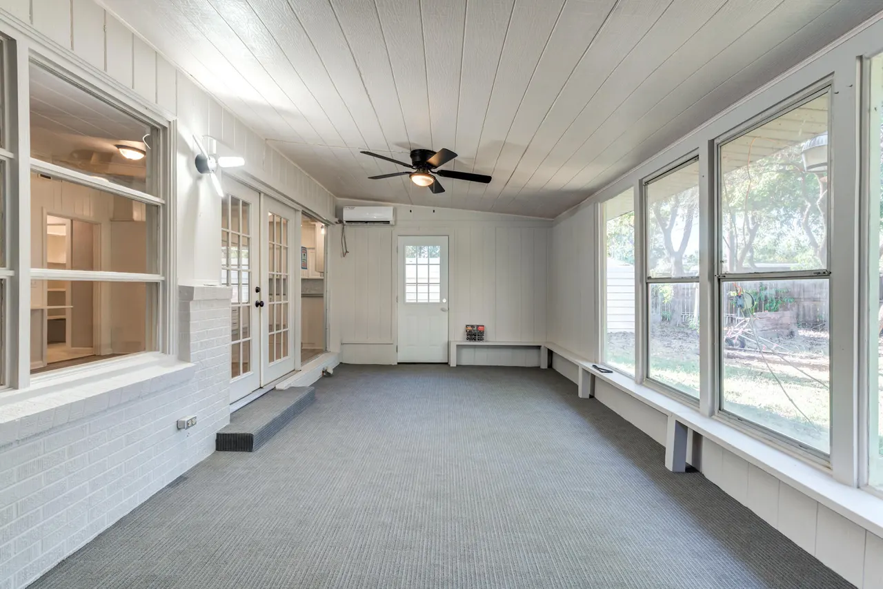 Photo 13 — 2722 55th Street, Lubbock, TX 79413