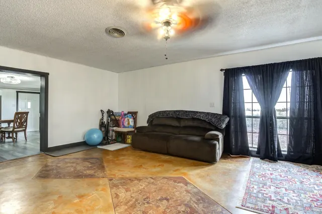 Photo 8 — 9405 N C R 2750, Lubbock, TX 79403