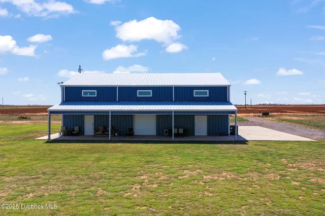 Photo 2 — 743 Co Rd M, Tahoka, TX 79373