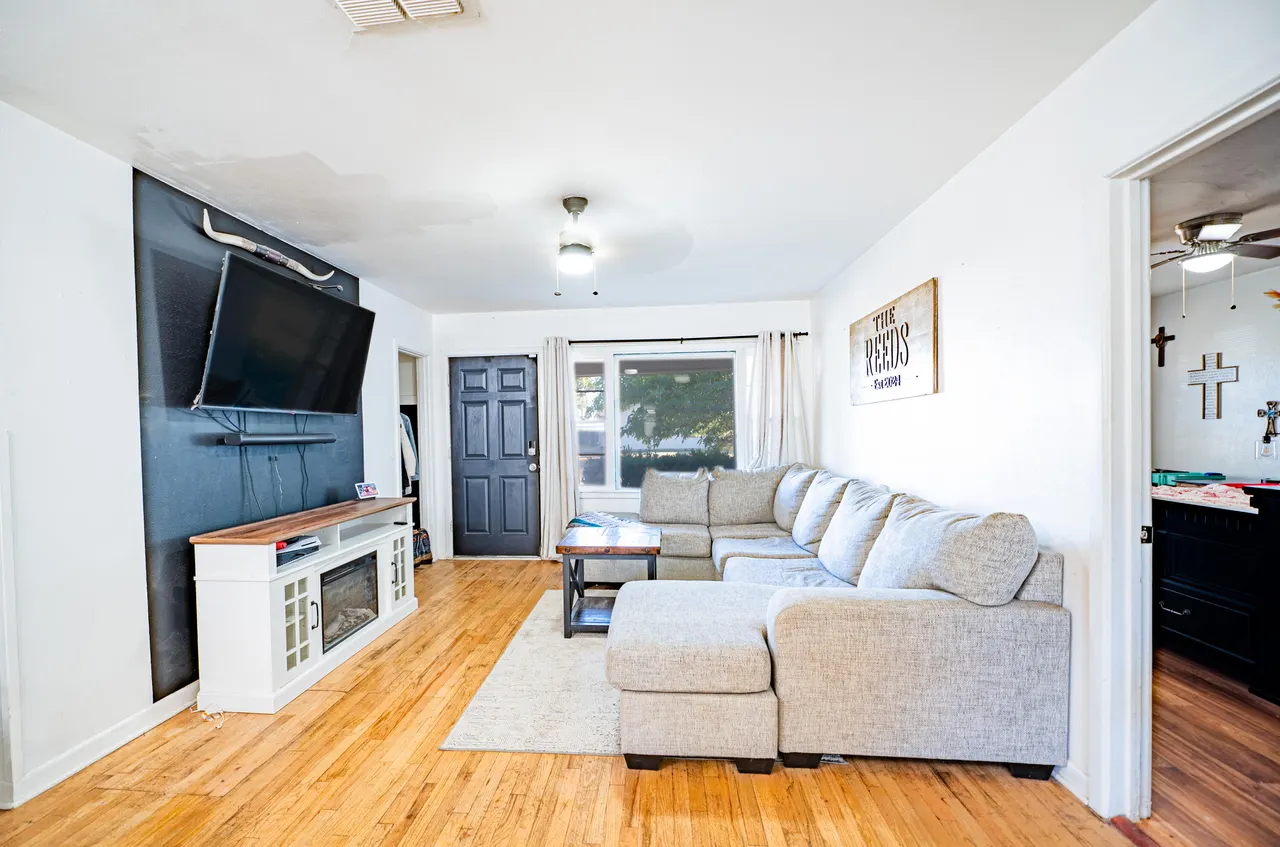 Photo 9 — 4802 36th Street, Lubbock, TX 79414