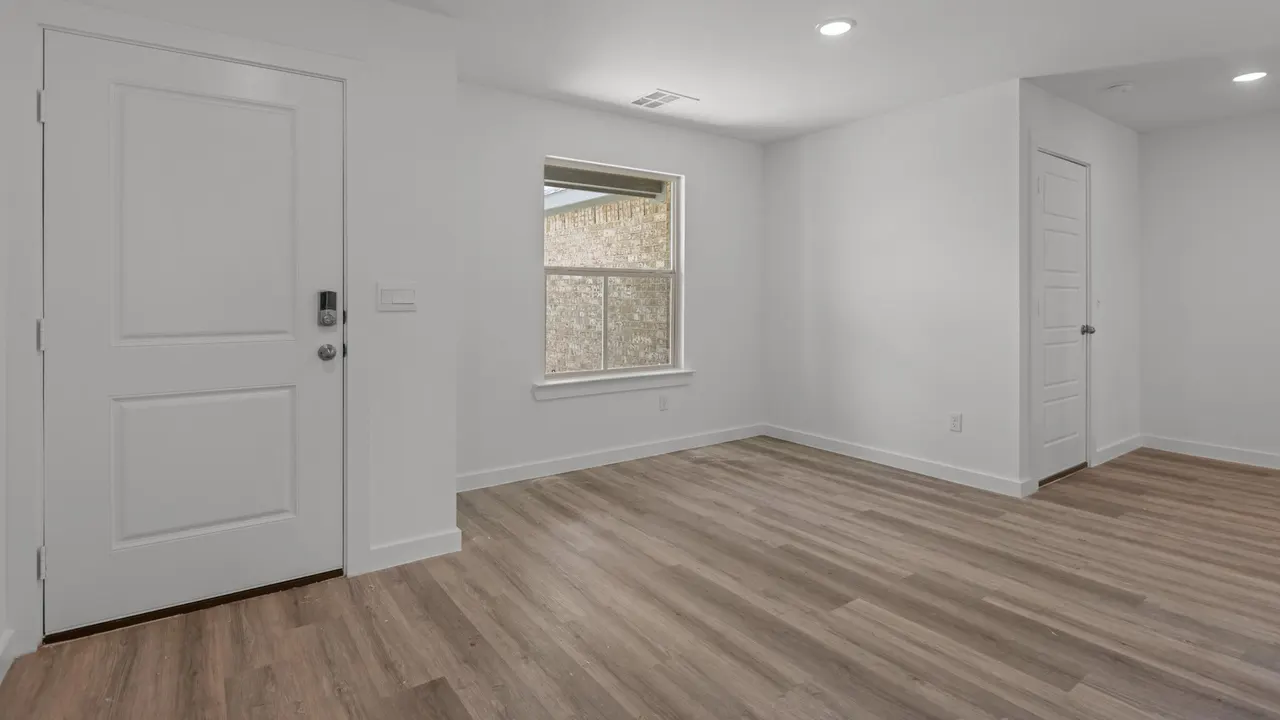 Photo 3 — 705 15th Street, Wolfforth, TX 79382
