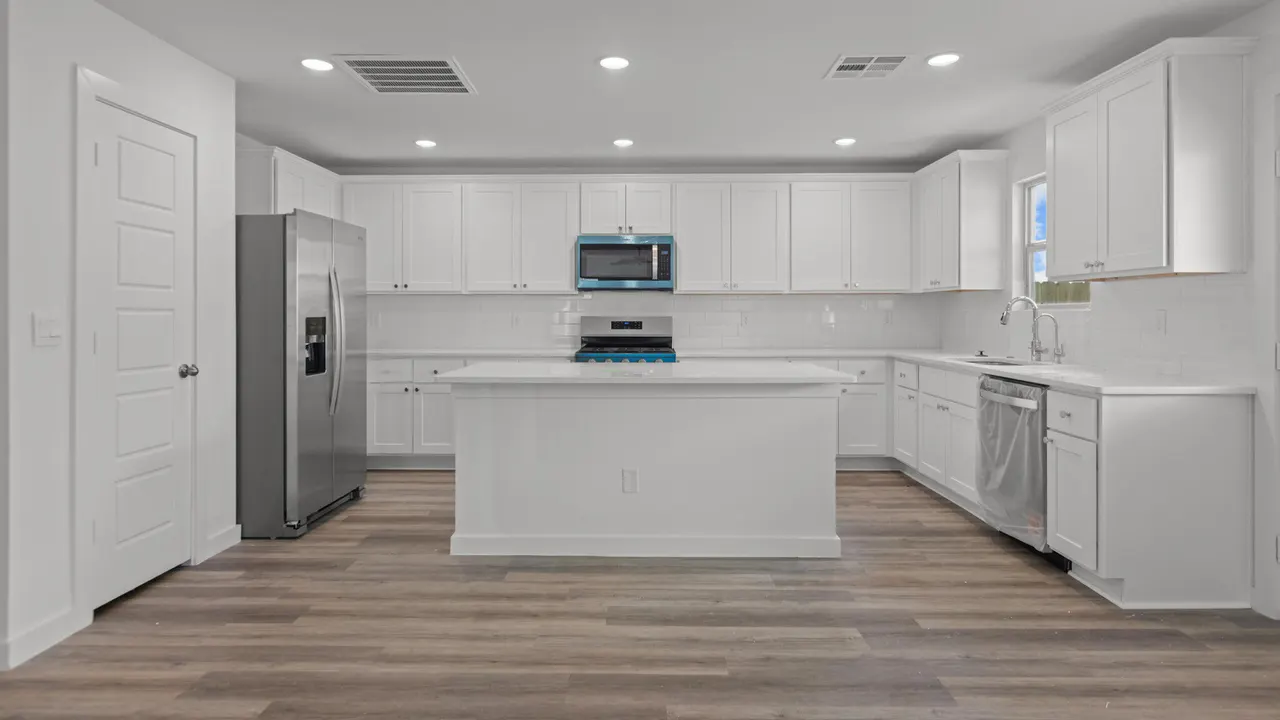 Photo 10 — 705 15th Street, Wolfforth, TX 79382