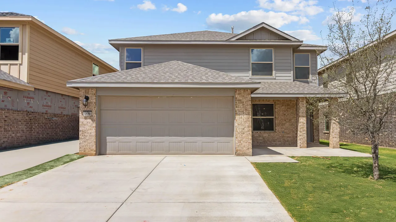 Photo 2 — 705 15th Street, Wolfforth, TX 79382