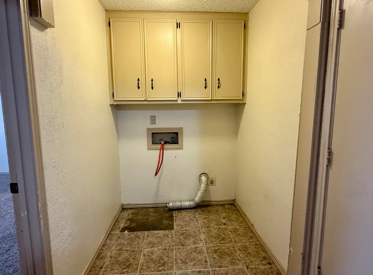 Photo 6 — 6304 Quaker Avenue, Lubbock, TX 79413