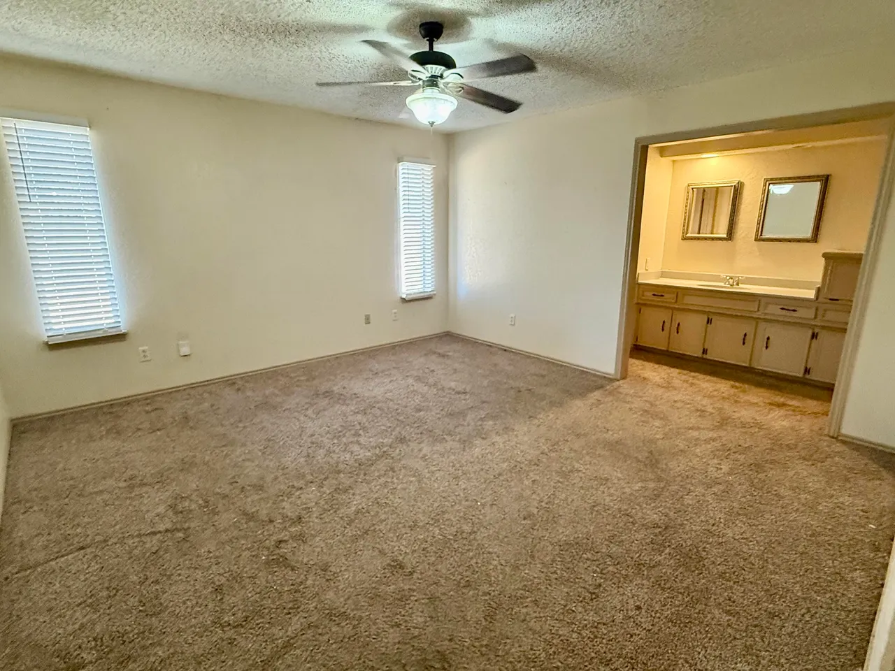 Photo 14 — 6304 Quaker Avenue, Lubbock, TX 79413