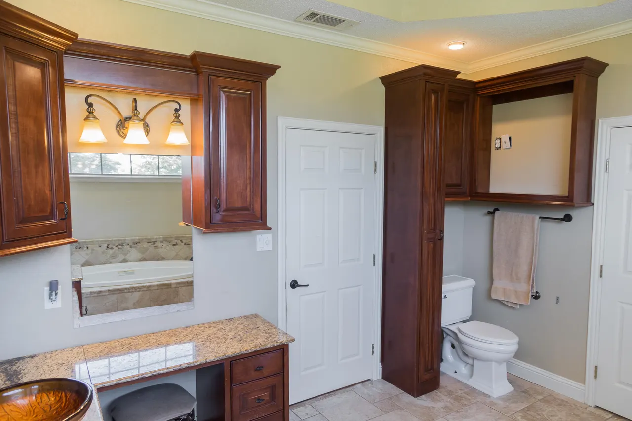 Photo 50 — 1308 W 24th Street, Plainview, TX 79072