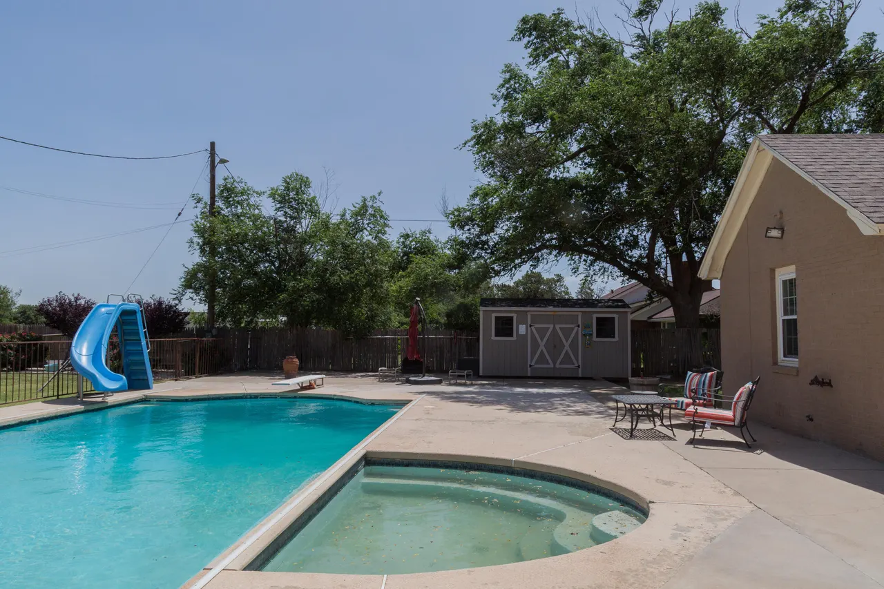 Photo 72 — 1308 W 24th Street, Plainview, TX 79072