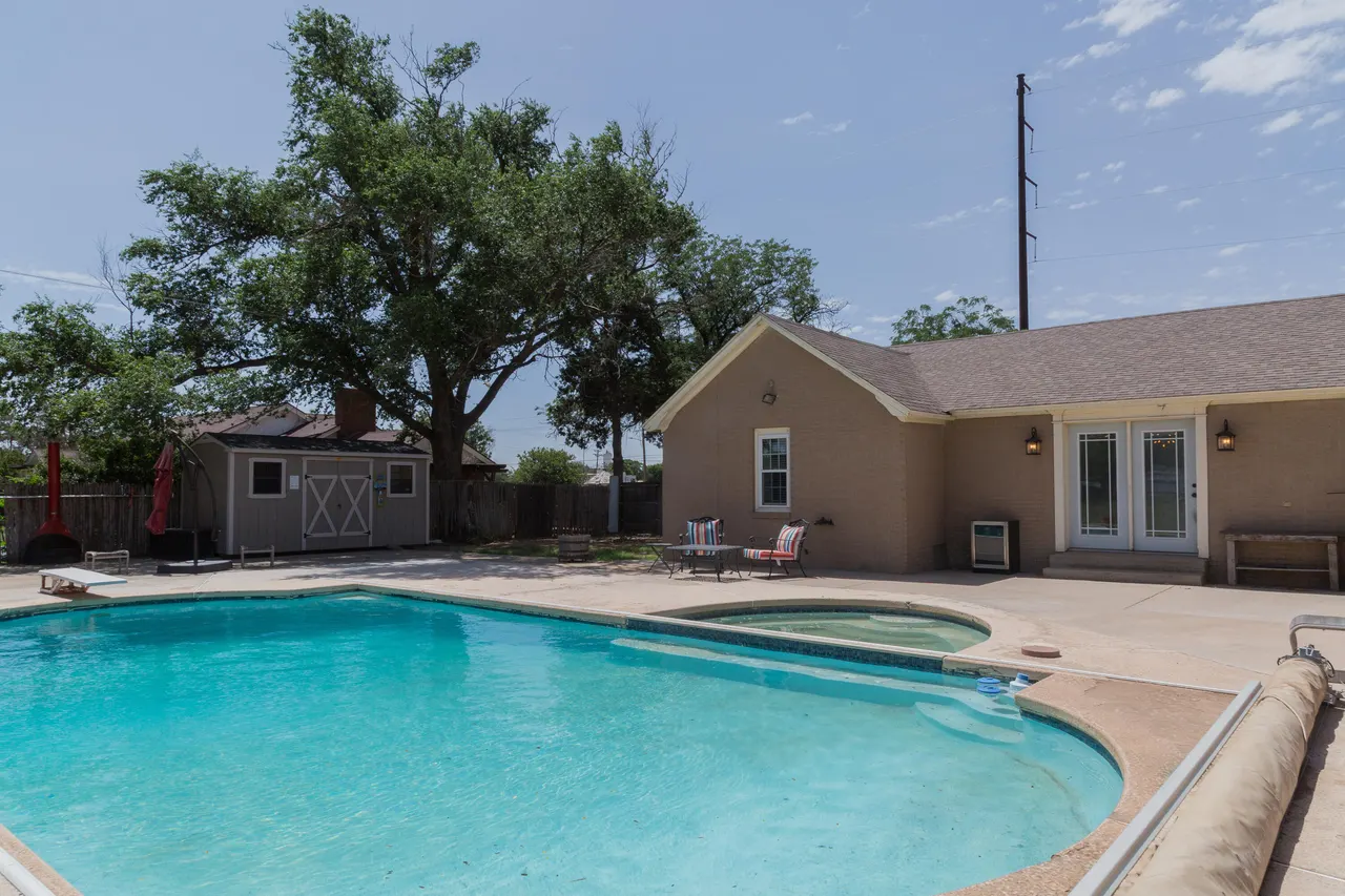 Photo 73 — 1308 W 24th Street, Plainview, TX 79072