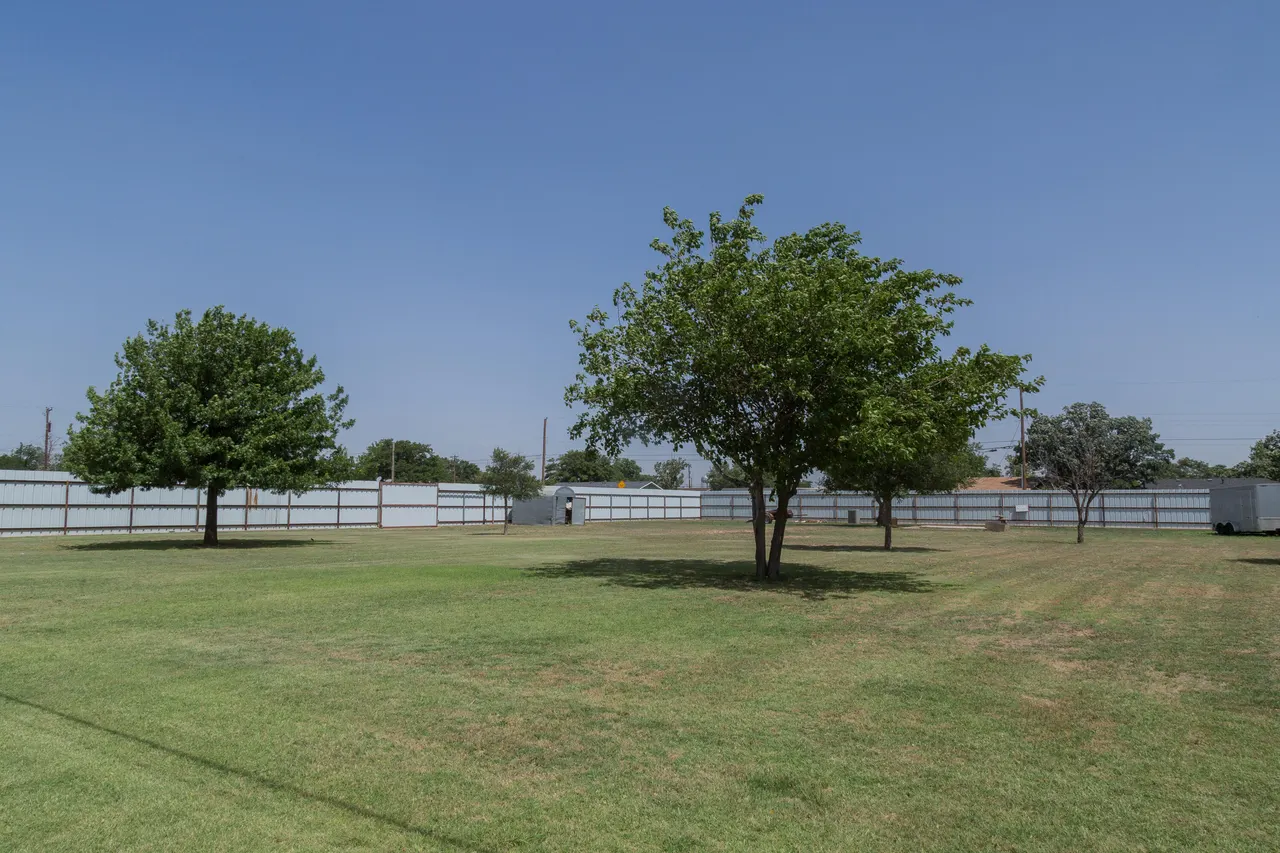 Photo 80 — 1308 W 24th Street, Plainview, TX 79072