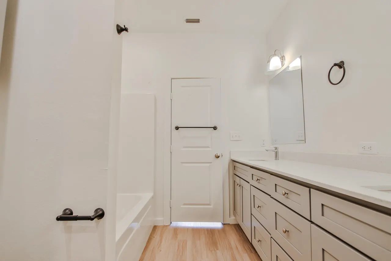 Photo 12 — 5506 Itasca Street, Lubbock, TX 79416