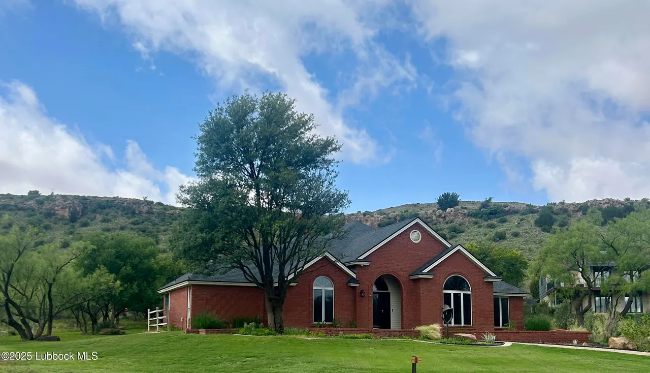 Front exterior — 1 Squaw Lane, Ransom Canyon, TX 79366