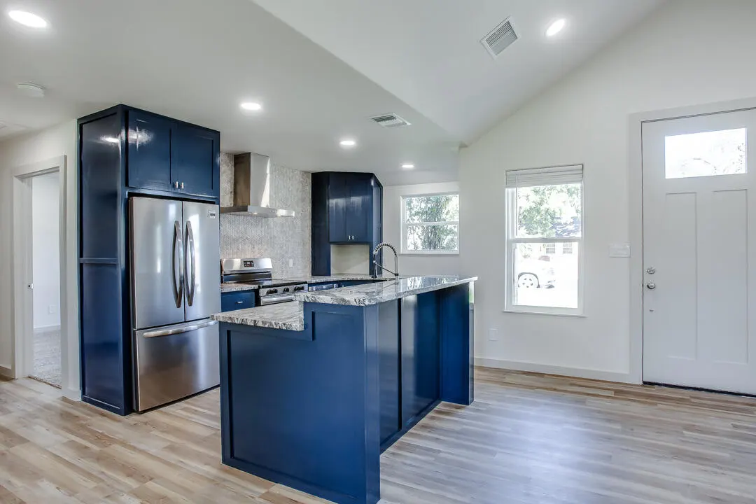 Photo 5 — 2415 22nd Street, Lubbock, TX 79411