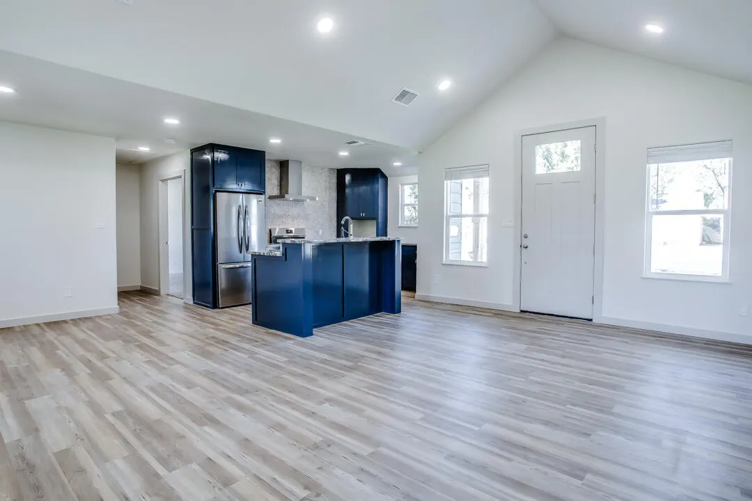 Photo 8 — 2415 22nd Street, Lubbock, TX 79411
