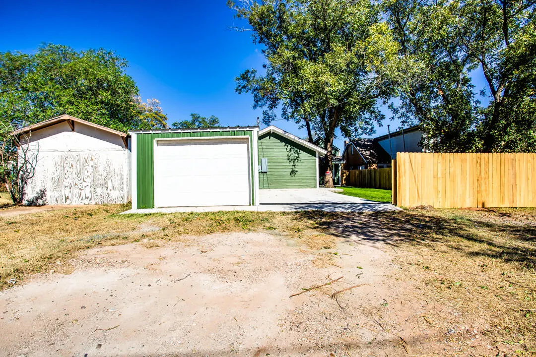Photo 25 — 2415 22nd Street, Lubbock, TX 79411