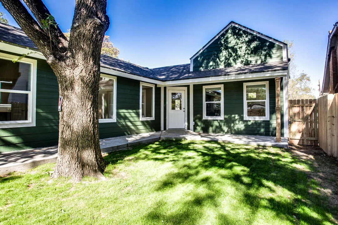 Photo 21 — 2415 22nd Street, Lubbock, TX 79411
