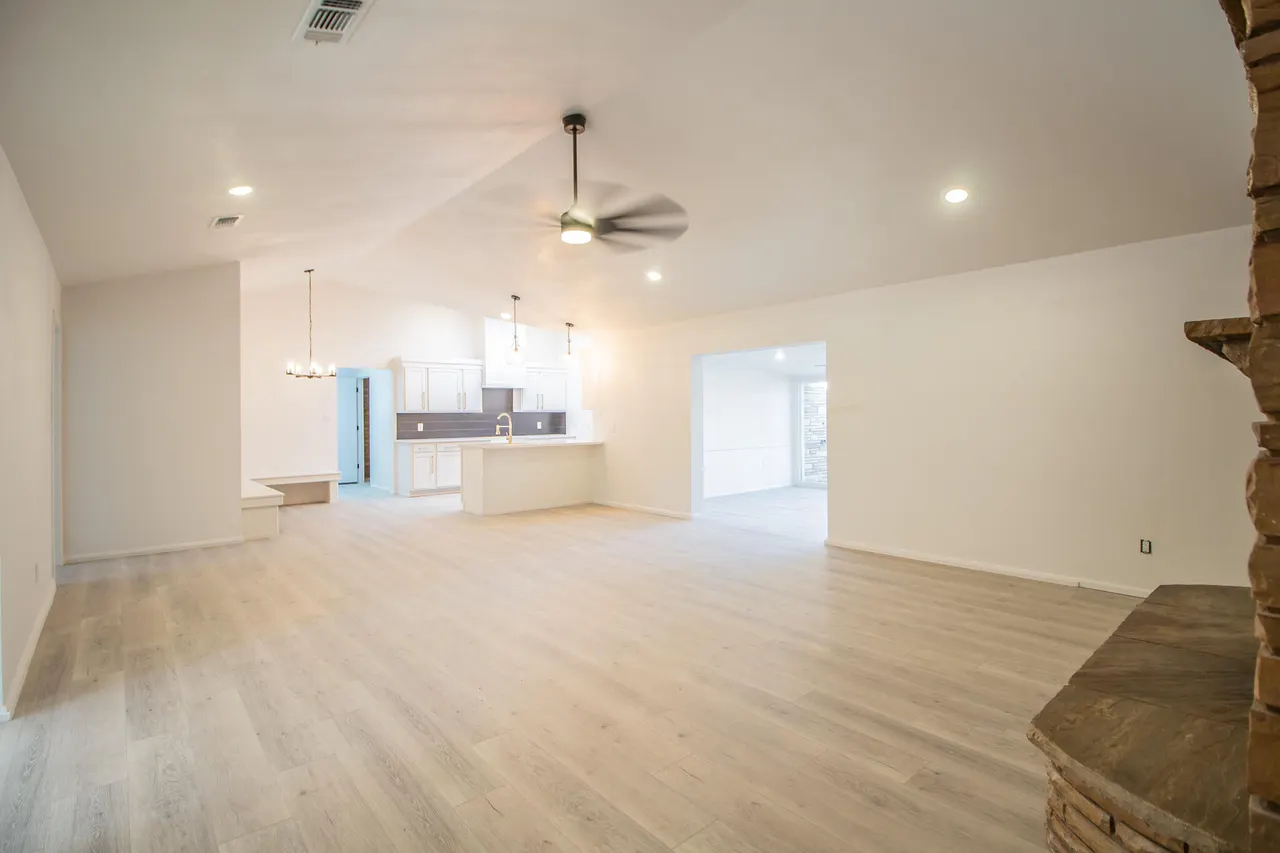 Photo 8 — 3602 63rd Drive, Lubbock, TX 79413