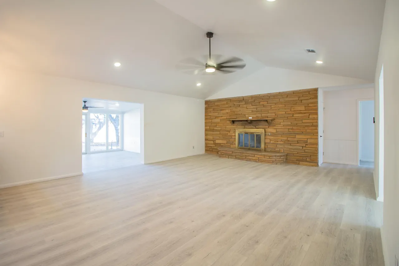 Photo 9 — 3602 63rd Drive, Lubbock, TX 79413