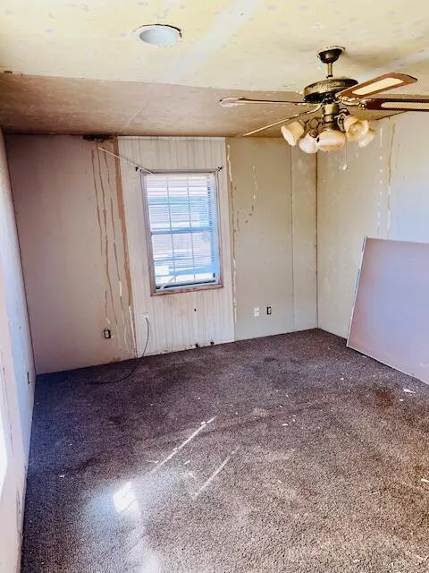 Photo 8 — 3605 Avenue F, Lubbock, TX 79404