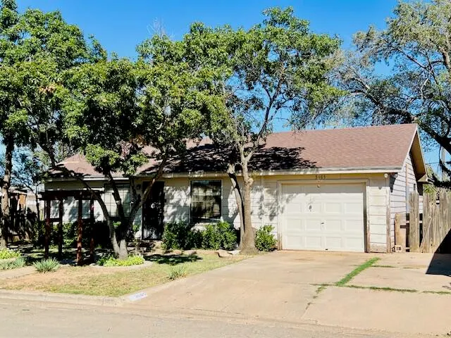 Photo 4 — 3605 Avenue F, Lubbock, TX 79404