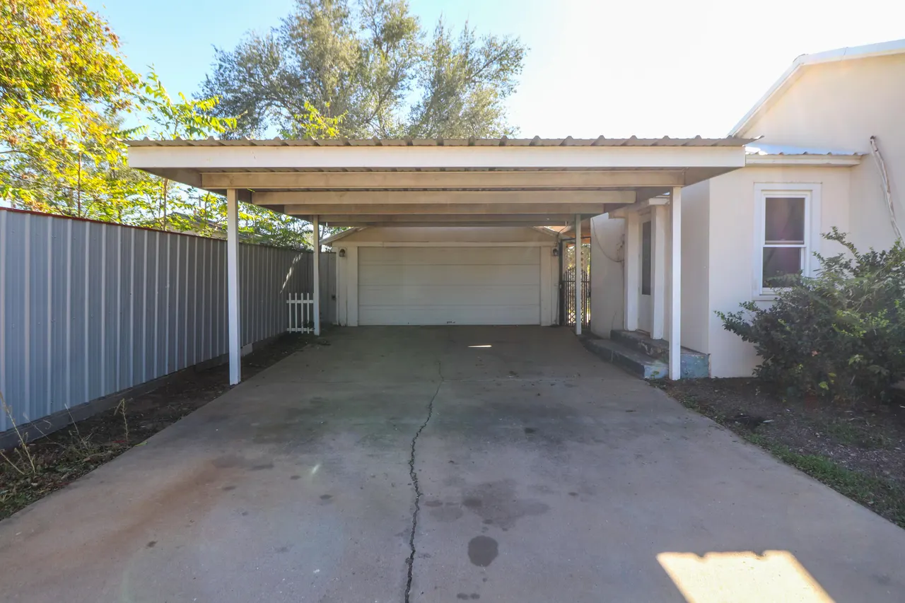 Photo 4 — 411 13th Street, Abernathy, TX 79311