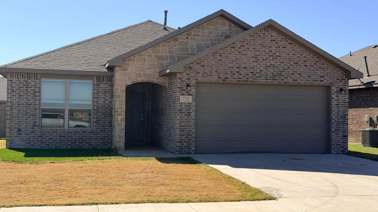 Front exterior — 723 E 17th Street, Wolfforth, TX 79382
