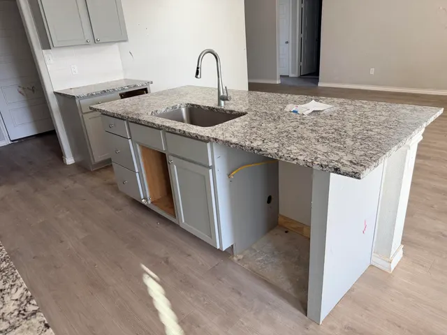 Photo 3 — 723 E 17th Street, Wolfforth, TX 79382