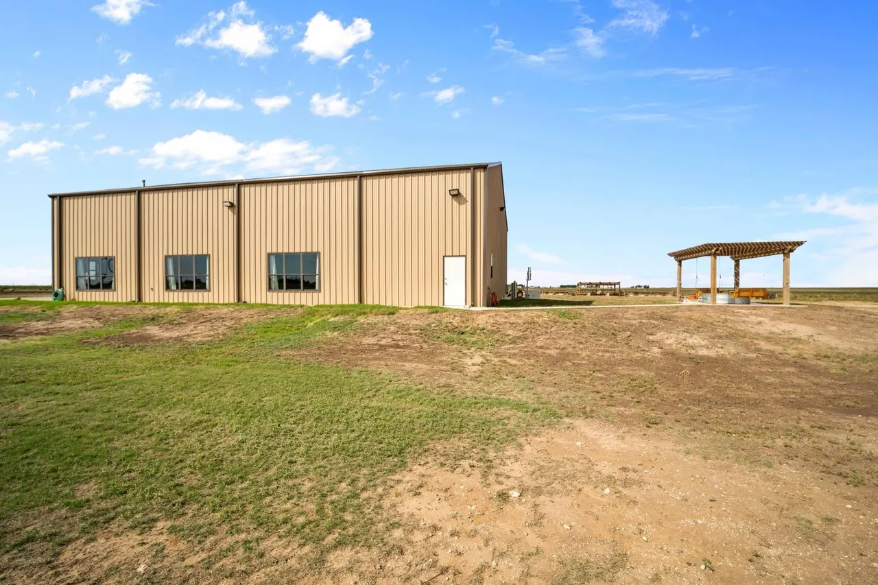 Photo 6 — 1384 County Road 211, Wilson, TX 79381