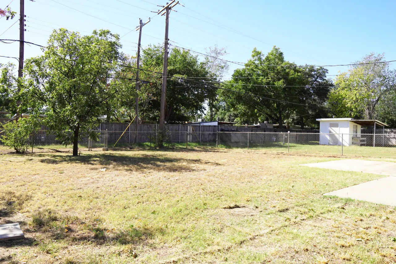Photo 26 — 2503 44th Street, Lubbock, TX 79413