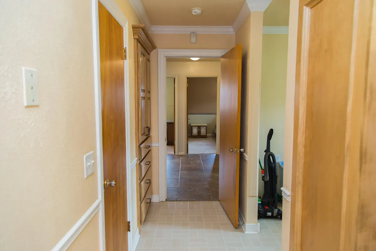 Photo 17 — 1107 Ennis Street, Plainview, TX 79072